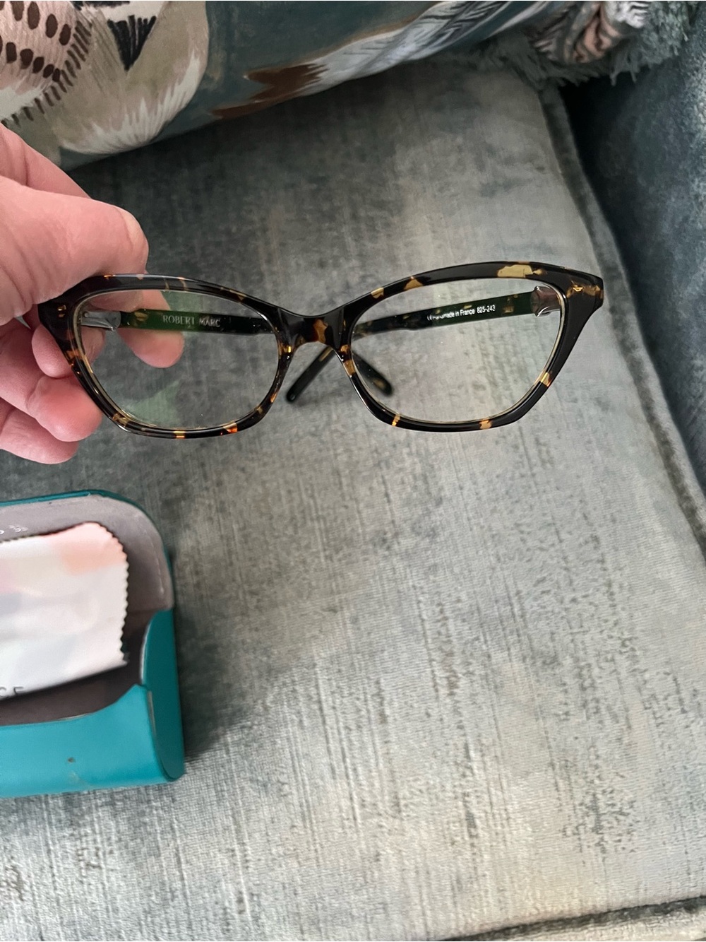 Tortoiseshell Cat-Eye Optical Glasses -by Robert Marc—great condition!